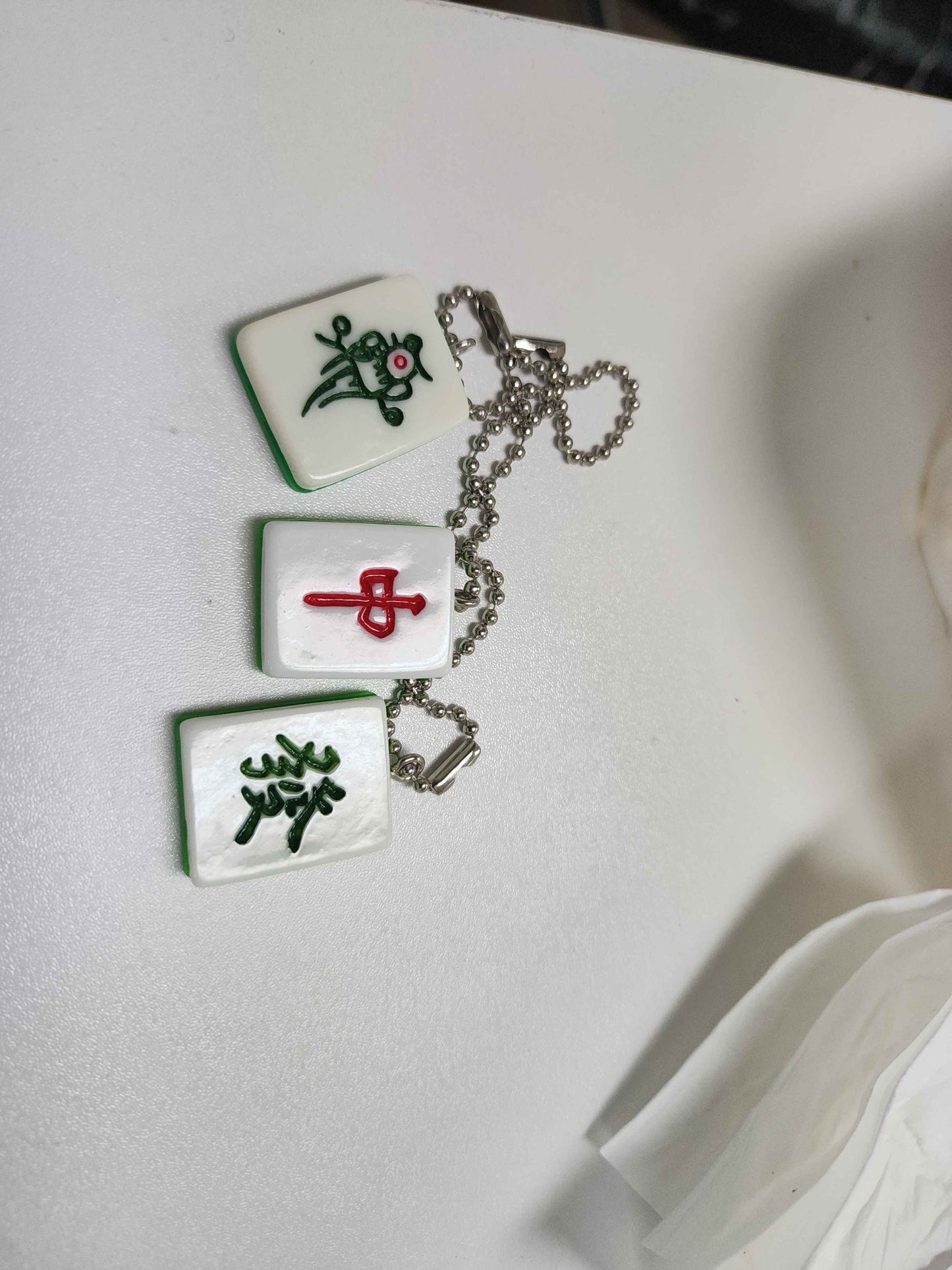 Mahjong keychain - tile on ballchain