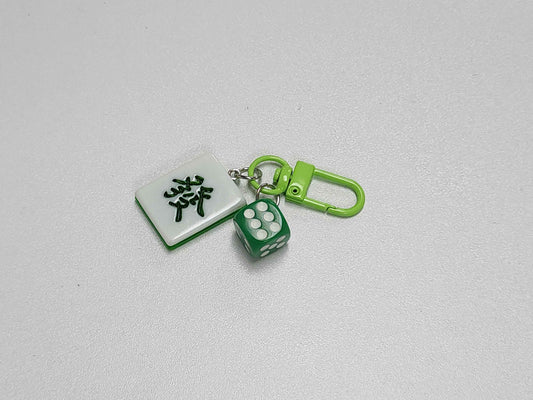 Mahjong keychain - tile and dice